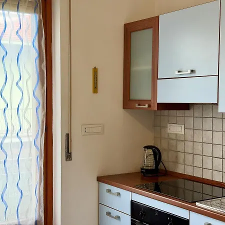 Host4u - Casa Antonietta In Diano Marina